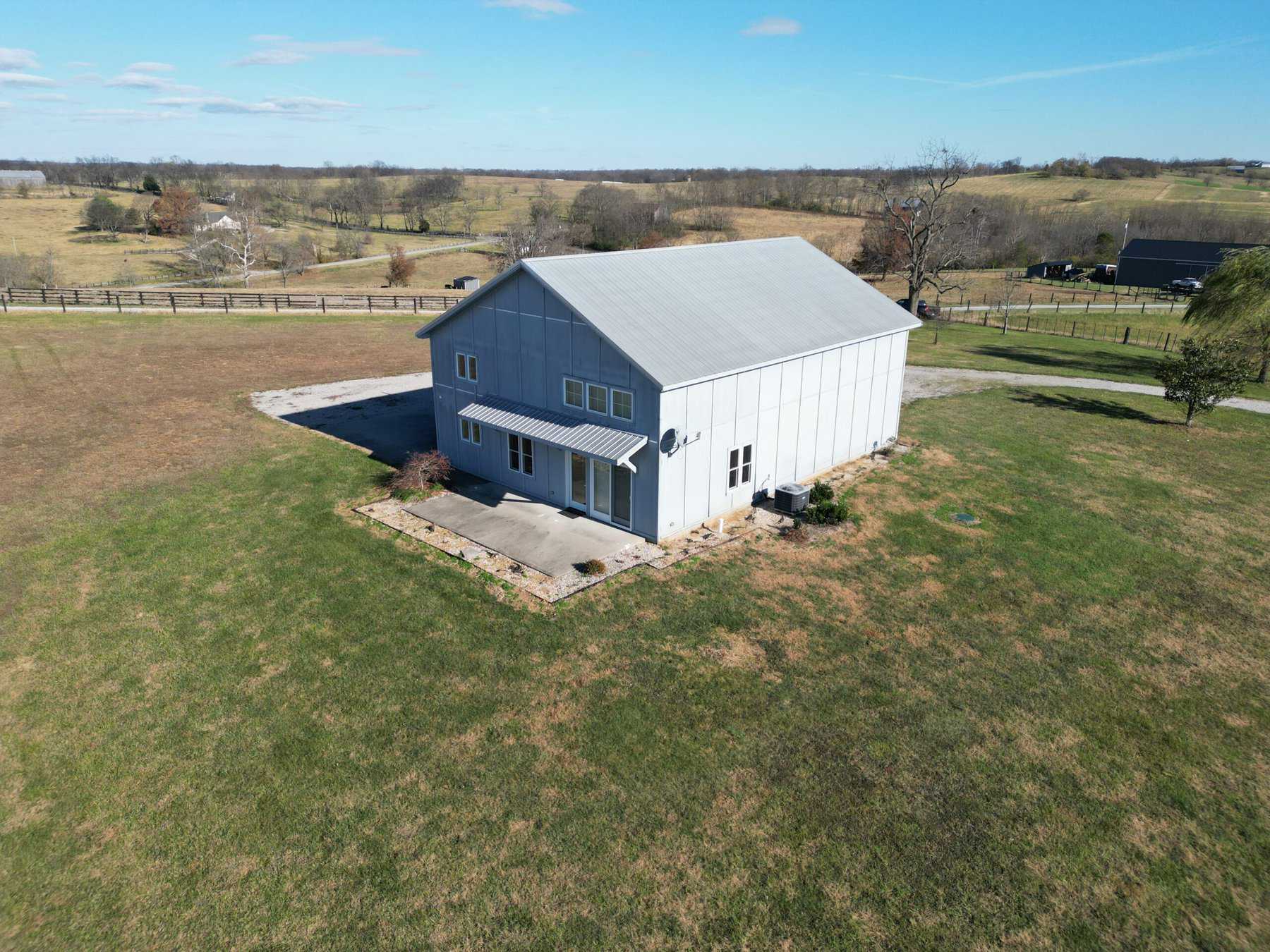 246 Montague Lane-05