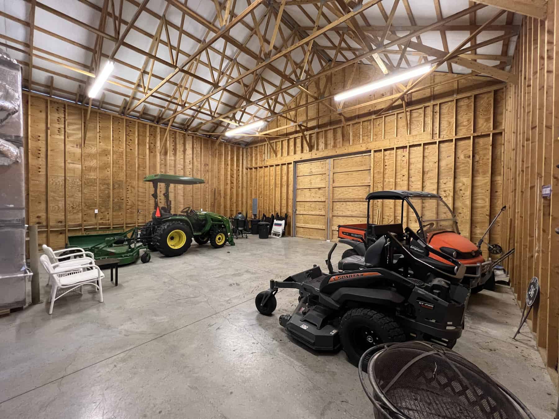 246 Montague Lane-18